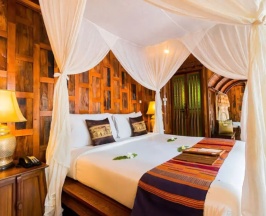 Двухместная вилла Junior Pool двуспальная кровать в Santhiya Koh Phangan Resort & Spa