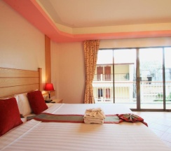 Двухместный номер Superior с видом на бассейн двуспальная кровать в Baan Boa Resort