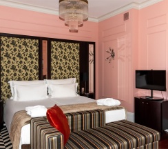 Улучшенный номер с видом во внутренний двор в Dom Boutique Hotel