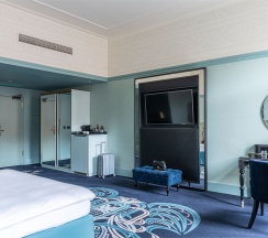 Полулюкс в Cosmos Selection Saint-Petersburg Nevsky Royal Hotel