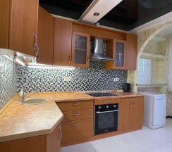 3-комнатные апартаменты улучшенные Сосновая ул., 2к4 в Viktory Apart (Виктори Апарт) на улице Сосновая 2 корпус 4