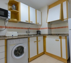 Апартаменты с видом на бассейн в Residencial Guardamar Zeus