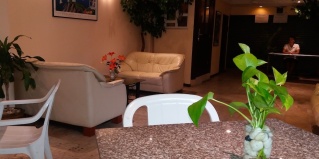 Карон: Отель Paradise Inn