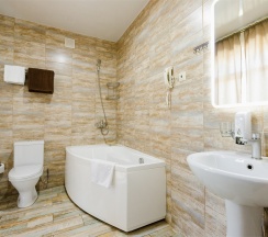 Полулюкс в Мартон Сити