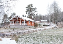 пос. Реускула: Турбаза Forrest Lodge Karelia