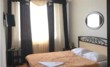 Номер стандарт с 1 двуспальной кроватью в Нирвана