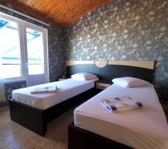 Двухкомнатный пятиместный номер в GrandLoo