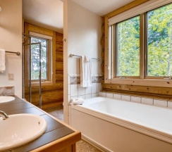 Коттедж в Clifton Lodge