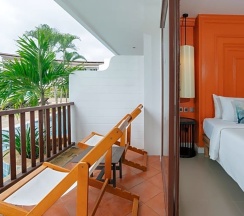 Номер Grand с видом на бассейн в Arinara Beach Resort Phuket