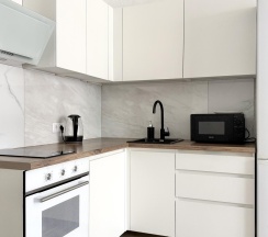 3-комнатные апартаменты студия №121 в Hugge Place