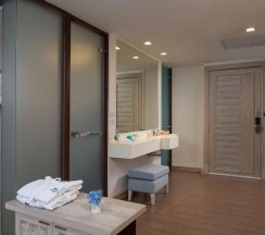 Двухместный номер Deluxe двуспальная кровать в Springfield at Sea Resort & Spa