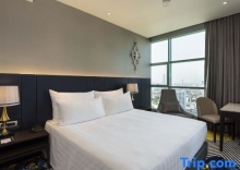 Двухместный люкс c 1 комнатой с видом на город двуспальная кровать в Chatrium Hotel Riverside Bangkok