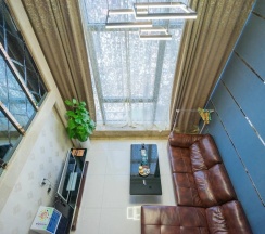 Двухместный номер Deluxe Дуплекс (двуспальная кровать) в Louidon Mega Duplex Apartment - Beijing Rd