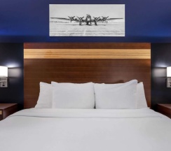Двухместный номер Standard двуспальная кровать в Avion Inn Near LGA Airport, Ascend Hotel Collection
