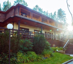 Номер Стандарт. Центральный корпус. Вид на бунгало в Донской Лес