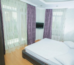 Люкс Superior с балконом и рядом с пляжем в Вилла Panorama Lux Villa