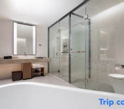 Люкс в Hampton by Hilton Huzhou Deqing Moganshan