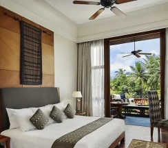 Двухместный полулюкс с видом на лагуну двуспальная кровать в Anantara Hua Hin Resort