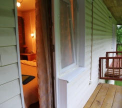 Семейный люкс с балконом и с красивым видом из окна в Урочище Машуково