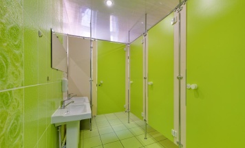 Кровать в 4-местном общем номере в Иж-Хостел