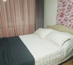 Апартаменты с красивым видом из окна в Na Proletarskoy 50 Flat