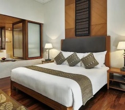 Двухместный полулюкс с видом на лагуну двуспальная кровать в Anantara Hua Hin Resort