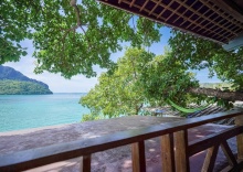 Номер Superior с балконом и seafront в Phi Phi Cozy Seafront Resort