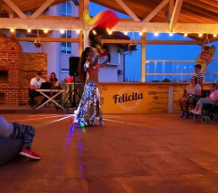 Стандартный номер на двоих гостей с балконом и видом во двор (корпус К ) в Оптимист