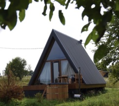 A-FRAME «МАЛИНА» С КУПЕЛЬЮ в Лаванда