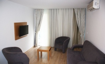 Семейный люкс в Regna Hotel
