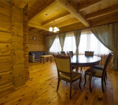 Царское Шале с Маралами в Басаргино