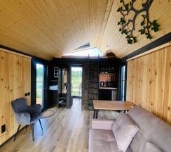 FREEDOM BARN с сибирским чаном в Клевер