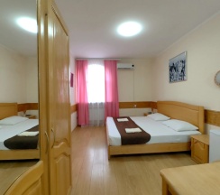 Четырёхместный номер Superior в Анна