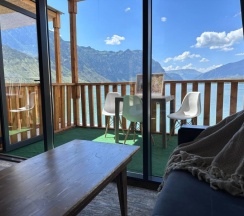 Новые трехместные домики в Горное озеро