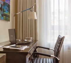 Премиум с доступом в Бизнес гостиную в Аквамарин Zont Hotel Group 