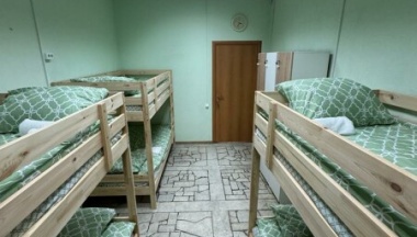 Шестиместный номер с двухъярусными кроватями 203 в Уютный дом