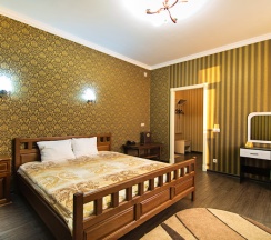 Стандартный улучшенный номер в Hotel X.O.