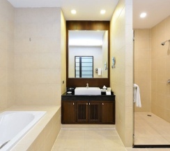 Семейный люкс в Grand Asoke Suites Boutique Residence