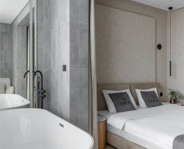 Супериор с ванной в Patrokl hotel&bistro