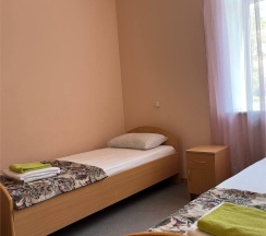 Двухместный номер с общим с/у в Логос