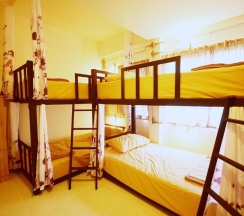 Семейный номер Standard в Early Bird Hostel Ayutthaya