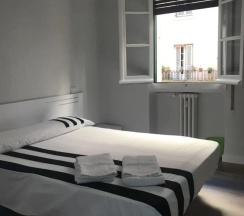 Двухместный номер Standard двуспальная кровать в JMG Hostel Madrid