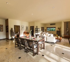 Вилла с 3 комнатами в Viola Pool Villa