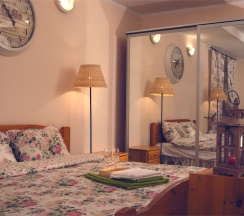 Улучшенный номер с кроватью размера «king-size» (ванная комната вне номера) в Villa a la Russe