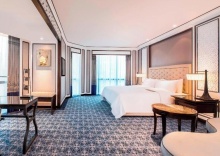 Двухместный клубный люкс двуспальная кровать в The Athenee Hotel, a Luxury Collection Hotel, Bangkok