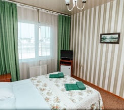 Трёхместный номер Standard с красивым видом из окна в Алла