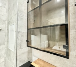 Комфорт Двуспальная Кровать в Metro apartments