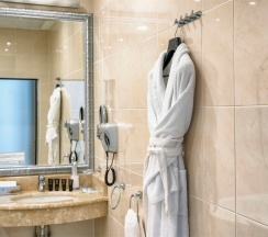 Люкс в 7 Avenue Hotel&SPA