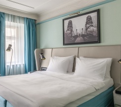 Улучшенный с видом во внутренний двор в Cosmos Selection Saint-Petersburg Nevsky Royal Hotel