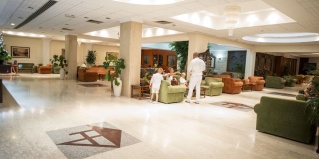 Пафос: Отель Avlida Hotel